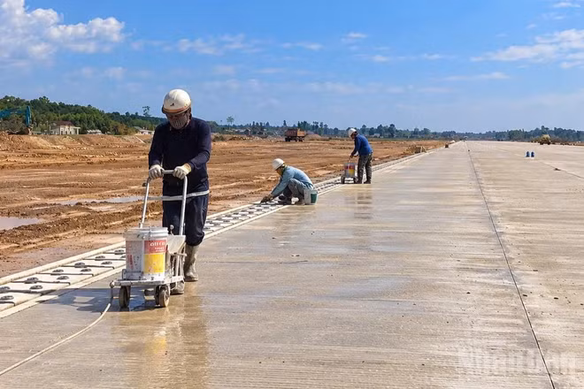 Cảng hàng không Quảng Trị đang được từng bước hoàn thiện các điều kiện cần thiết để tiến tới khai thác. (Ảnh: ANH CHIẾN)