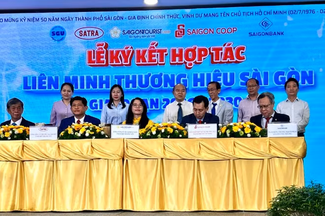 Đại diện các đơn vị, doanh nghiệp ký kết hợp tác.