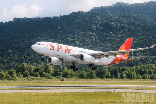 Hãng bay Sun PhuQuoc Airways đã đón tàu bay Airbus A330 đầu tiên vào ngày 22/9/2026. (Ảnh: ÁNH DƯƠNG)