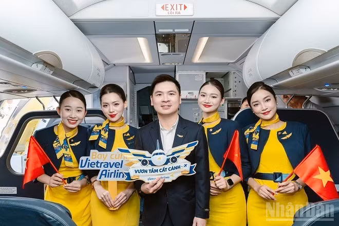 Chủ tịch Hội đồng quản trị Vietravel Airlines Đỗ Vinh Quang tại sự kiện đón tàu bay Airbus A321. (Ảnh: MỸ YẾN)