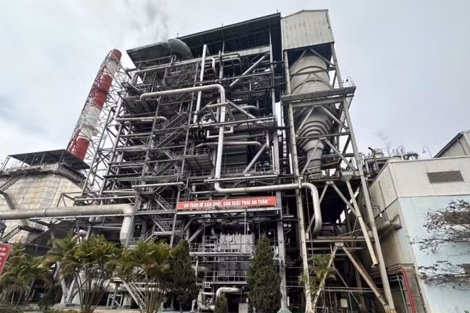 Tập đoàn Công nghiệp Than-Khoáng sản Việt Nam xác định mục tiêu phấn đấu hoàn thành 50% kế hoạch đầu tư năm trong 6 tháng đầu năm, ưu tiên tập trung cao độ đối với các dự án than hầm lò, nhiệt điện trọng điểm.