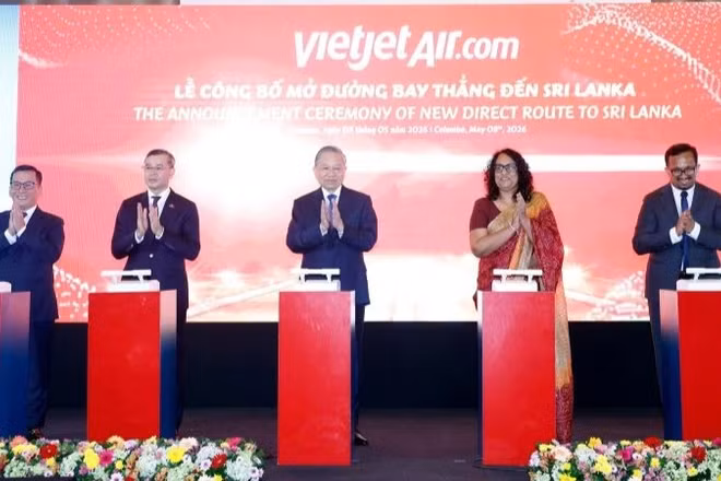Hãng hàng không Vietjet chính thức công bố đường bay thẳng giữa Thành phố Hồ Chí Minh và Colombo tại Diễn đàn Hợp tác Thương mại, đầu tư và du lịch Việt Nam-Sri Lanka, dưới sự chứng kiến của Tổng Bí thư, Chủ tịch nước Tô Lâm.
