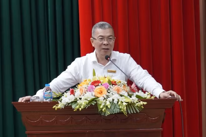 Tổng Giám đốc EVNHCMC Nguyễn Văn Thanh phát biểu chỉ đạo tại Hội nghị. 
