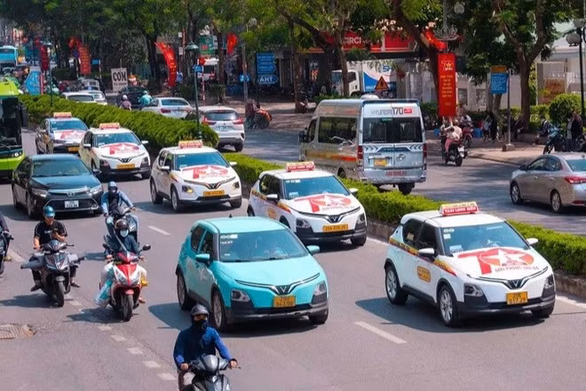 Hiệp hội Taxi Hà Nội đề nghị Bộ Tài chính nghiên cứu, đánh giá kỹ tác động của từng phương án chính sách để không làm phát sinh bất lợi đối với doanh nghiệp.
