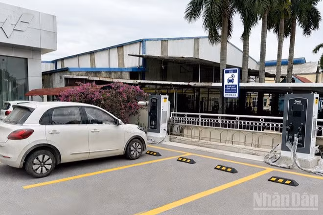 Trụ sạc điện TMT-EGREEN ở Hưng Yên đã được triển khai lắp đặt.