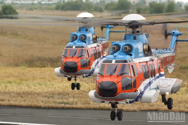 Trực thăng Airbus H225 do Tổng Công ty Trực thăng Việt Nam đặt mua, nhằm hỗ trợ hoạt động khai thác năng lượng ngoài khơi.