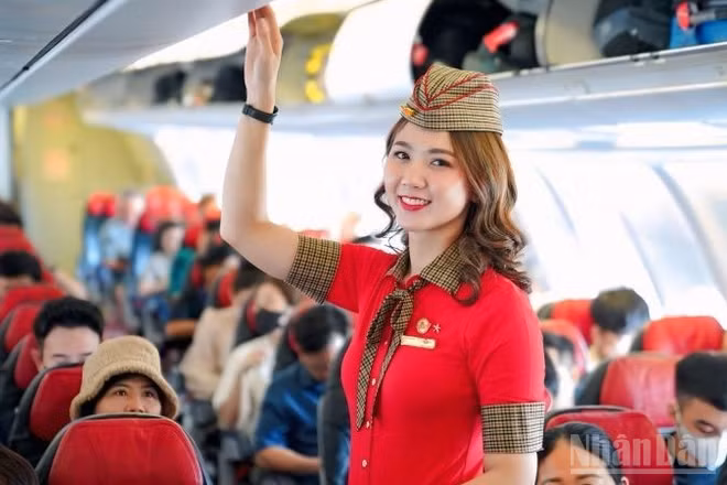 Vietjet mở bán triệu vé giảm tới 100% trong 3 ngày vàng khuyến mãi hấp dẫn, mang đến cơ hội bay khắp trong và ngoài nước.