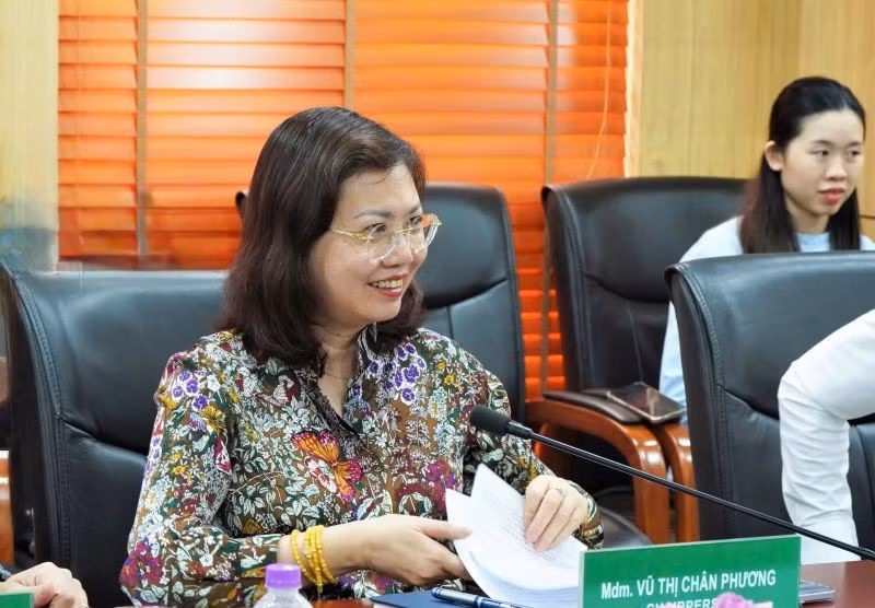 Chủ tịch Ủy ban Chứng khoán Nhà nước Vũ Thị Chân Phương tại buổi làm việc. (Ảnh: UBCKNN)
