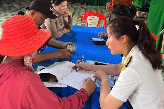 Thuế tỉnh Quảng Trị tăng cường hỗ trợ người nộp thuế thực hiện đúng các thủ tục về đăng ký thuế, bảo đảm quyền lợi và hạn chế phát sinh rủi ro pháp lý.