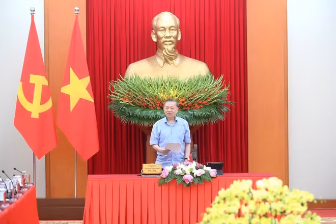 Tổng Bí thư, Chủ tịch nước Tô Lâm chủ trì cuộc làm việc với ngành giáo dục và đào tạo ngày 15/6/2026. (Ảnh: ĐĂNG KHOA)