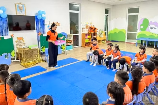 Một tiết học tại trường mầm non Sunflower (phường Trần Lãm, tỉnh Hưng Yên).