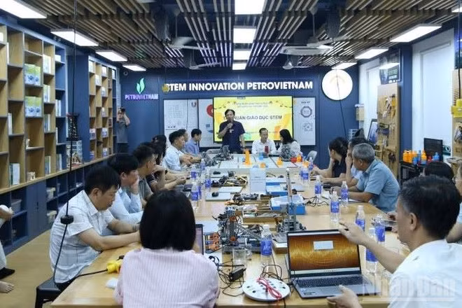 Quang cảnh buổi tập huấn. (Ảnh: MAI TÚ)