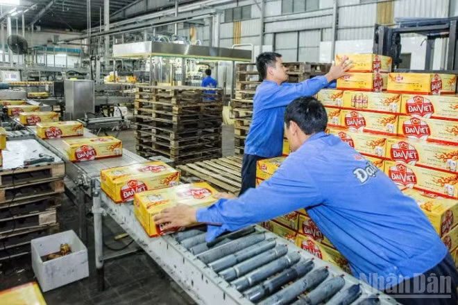Năm 2025, Công ty cổ phần Tập đoàn Hương Sen đóng góp cho ngân sách nhà nước hơn 300 tỷ đồng.