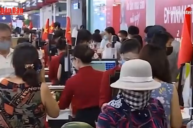 [Video] Bảo đảm nguồn cung, xử lý nghiêm đầu cơ, găm hàng