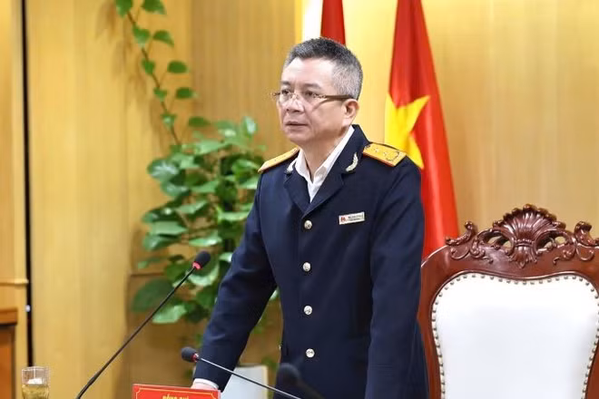 Bí thư Đảng ủy Mai Xuân Thành phát biểu quán triệt yêu cầu các Đảng bộ, Chi bộ trực thuộc triển khai nghiêm túc các nghị quyết, chỉ thị, kết luận của Đảng.