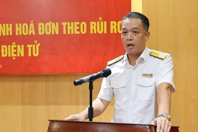Trưởng ban Kiểm tra Nguyễn Tiến Trung phát biểu khai mạc chương trình.