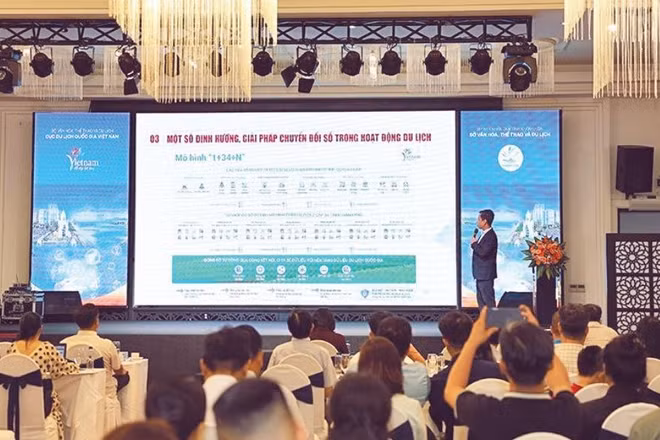 Chương trình hướng dẫn triển khai chuyển đổi số trong lĩnh vực du lịch diễn ra tháng 7/2026 tại Nha Trang. (Ảnh: TITC)