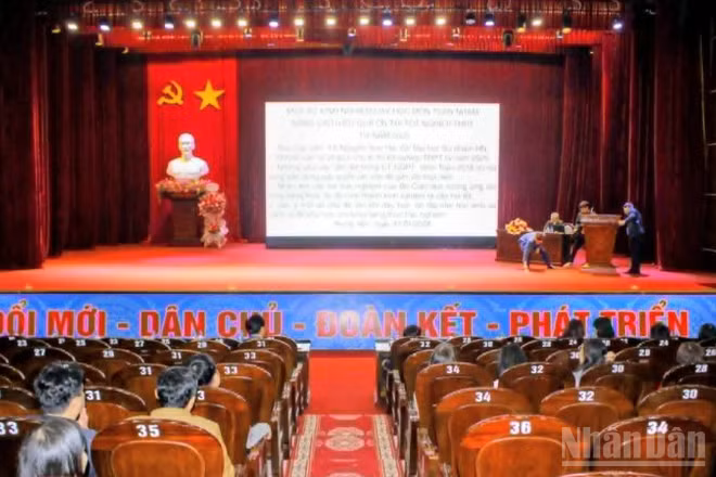 Quang cảnh lớp tập huấn.