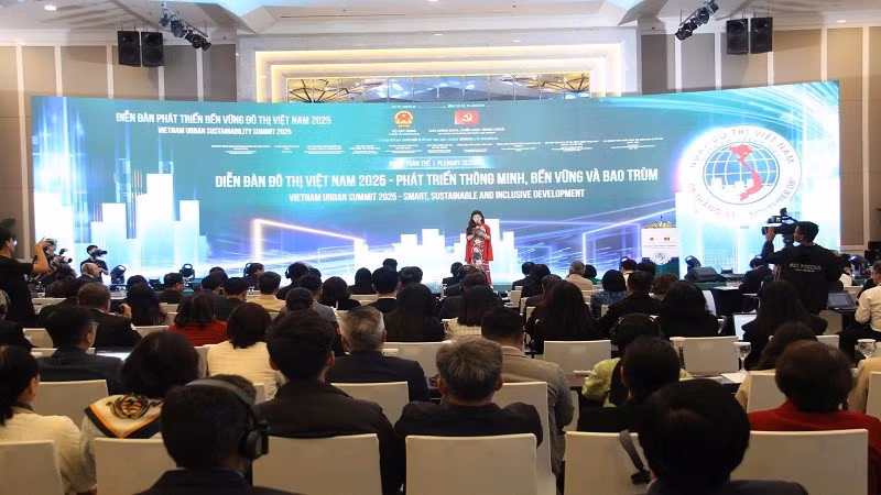 Toàn cảnh Diễn đàn Phát triển bền vững đô thị Việt Nam năm 2025. (Ảnh: LAN HƯƠNG)
