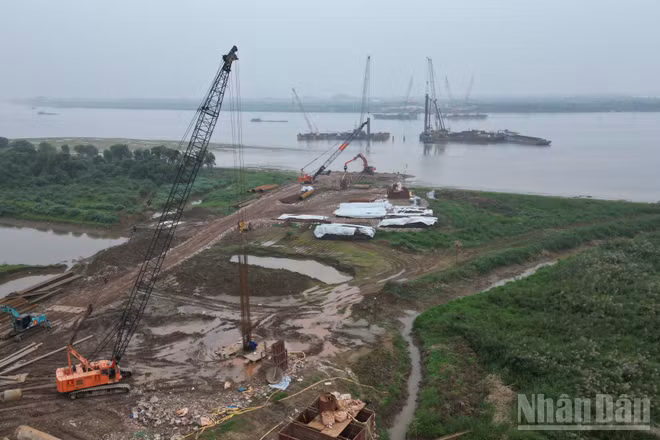[Ảnh] Cầu Ngọc Hồi: Công trình giao thông trọng điểm kết nối Thủ đô với vùng lân cận