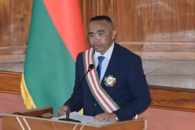 Tổng thống Madagascar Michael Randrianirina. (Ảnh: THX/TTXVN)
