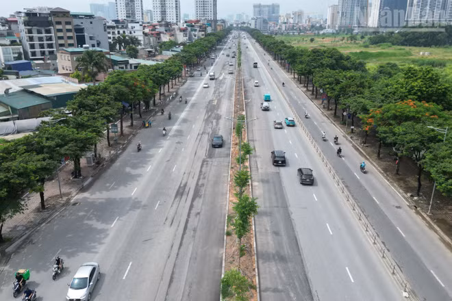 [Ảnh] Cận cảnh mặt đường Võ Chí Công sau quá trình cải tạo kênh Thụy Phương