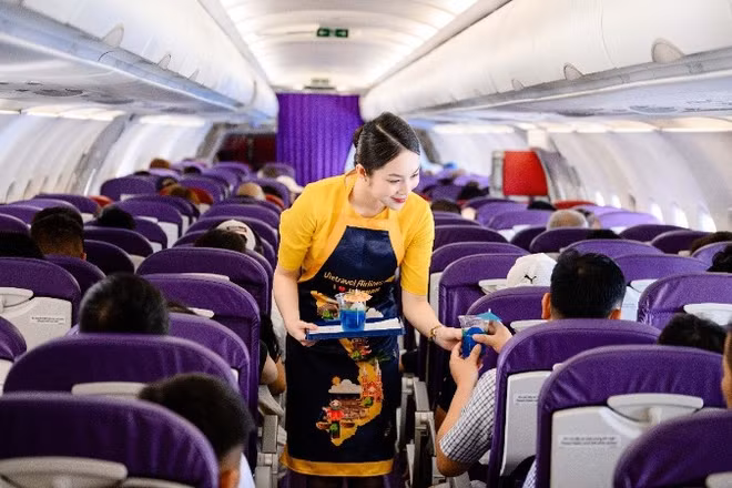 Mỗi chuyến bay là một hành trình trải nghiệm văn hóa bản địa của hành khách.