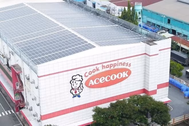 Hệ thống điện mặt trời áp mái được sử dụng cho các hoạt động sản xuất và tòa nhà văn phòng chính tại Khu công nghiệp Tân Bình (Thành phố Hồ Chí Minh).